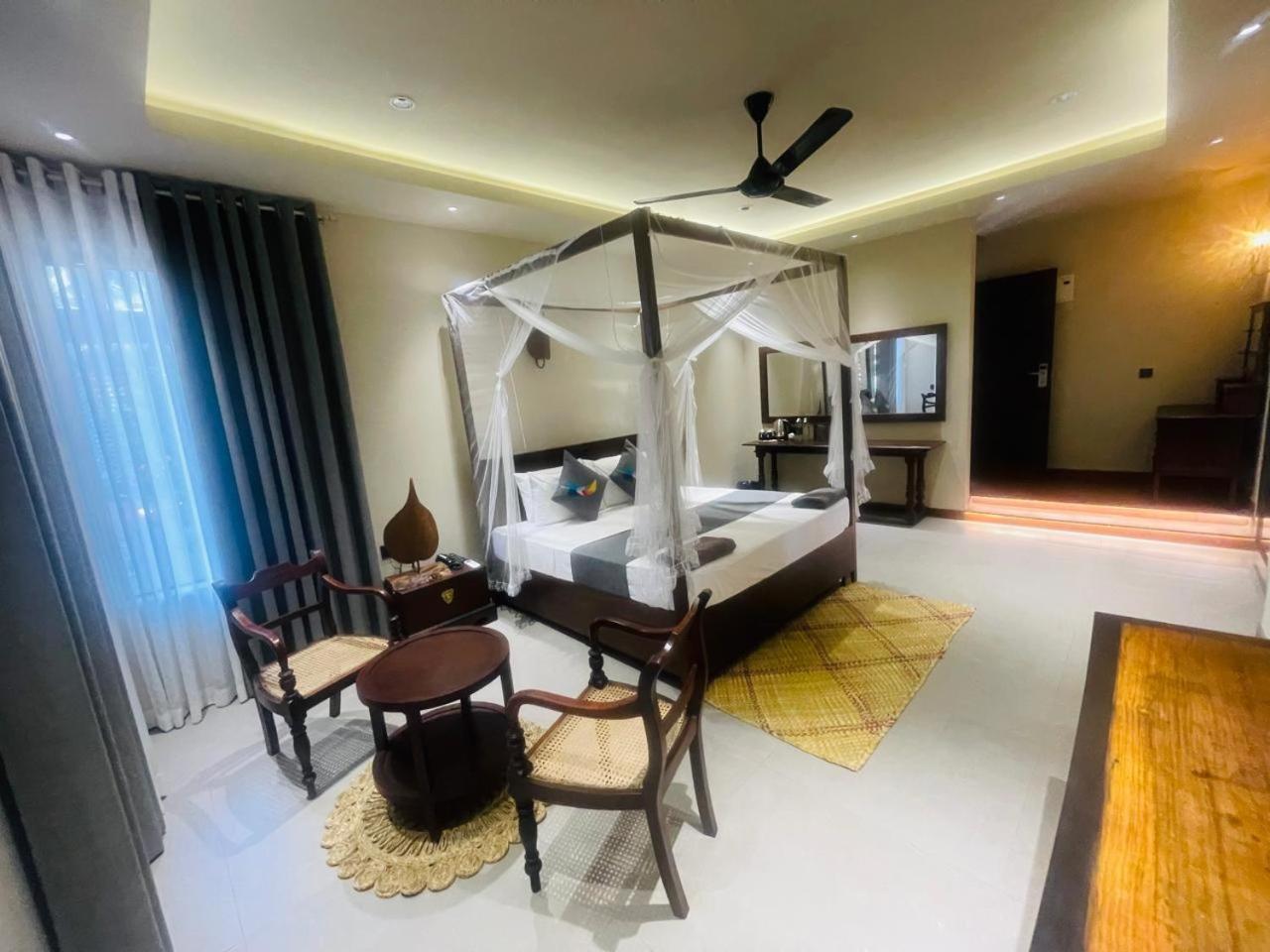 Bohemian Nest Otel Negombo Dış mekan fotoğraf
